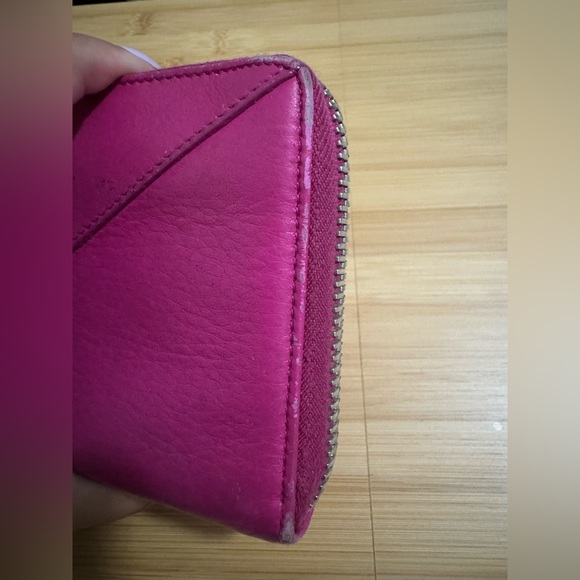 Balenciaga ( Barbie ) Pink Wallet - Zippy - Picture 4 of 7